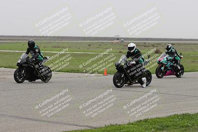 media/Nov-30-2025-TrackDaz (Sun) [[d8b22663df]]/Around the Pits/